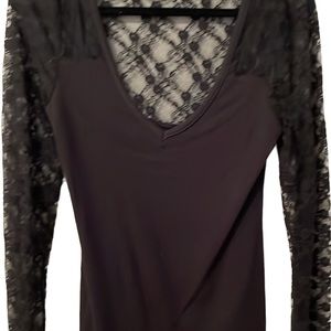 linq Los Angeles Medium Black with Black Lace 25” length 16”Width S5108